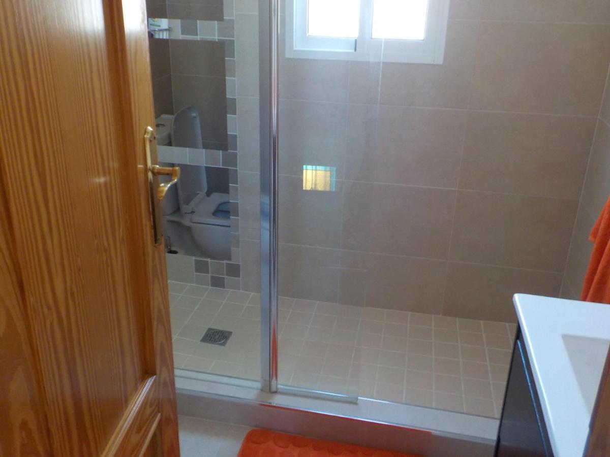 Вілла Casa La Zenia Elite Townhouse With Shared Pool And 10 Minutes Walk To Beach Оріуела Екстер'єр фото
